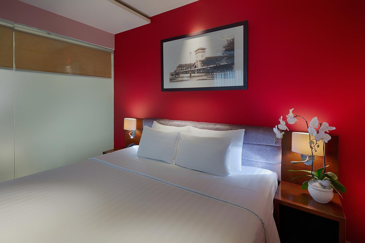 Khách sạn Grand Silverland 4*