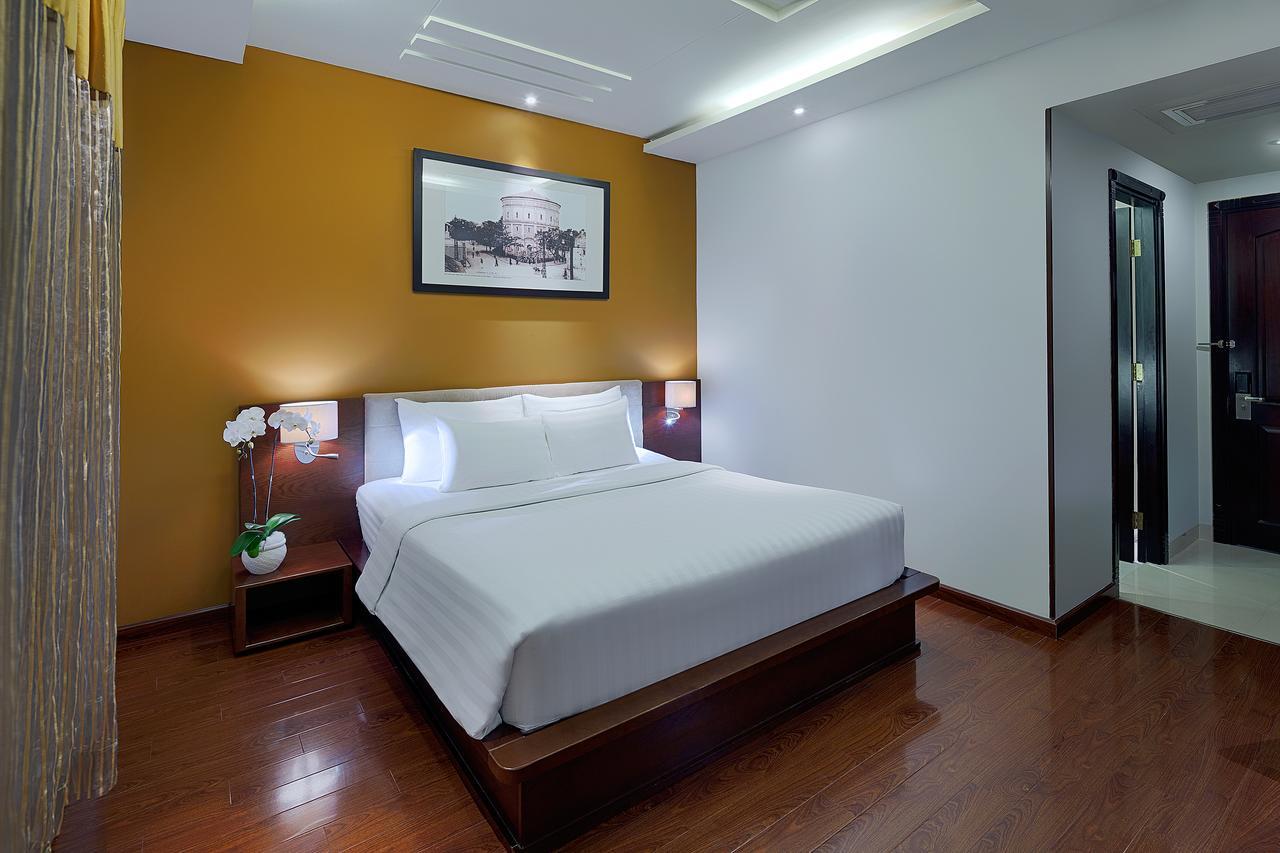 Khách sạn Grand Silverland 4*