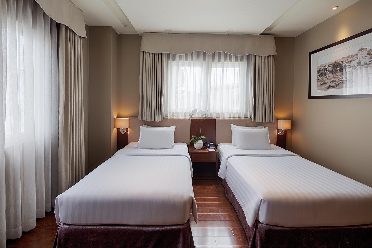 Khách sạn Grand Silverland 4*